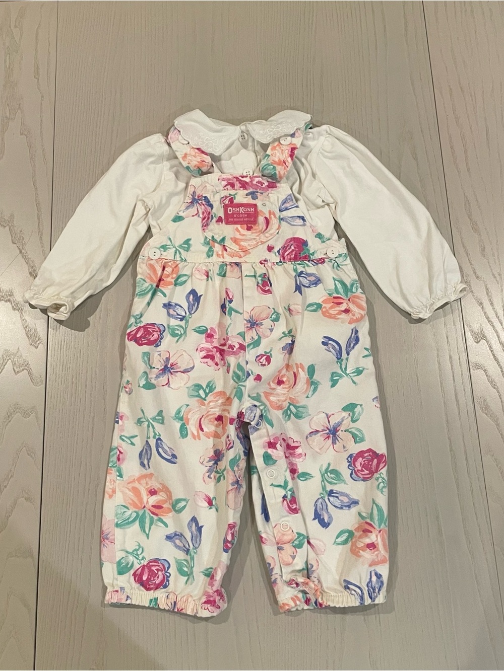 Vintage OshKosh B'gosh White Floral Overalls Set Bow Back Vestbak 2T Made in USA